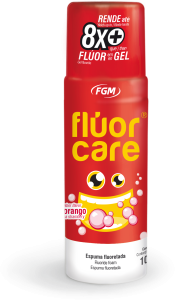 Fluor Care Morango - Clareamento dental de consultório em paciente jovem utilizando peróxido de hidrogênio a 6%