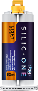 silic one cart light isolado copiar - Faceta com resina composta em incisivo central superior