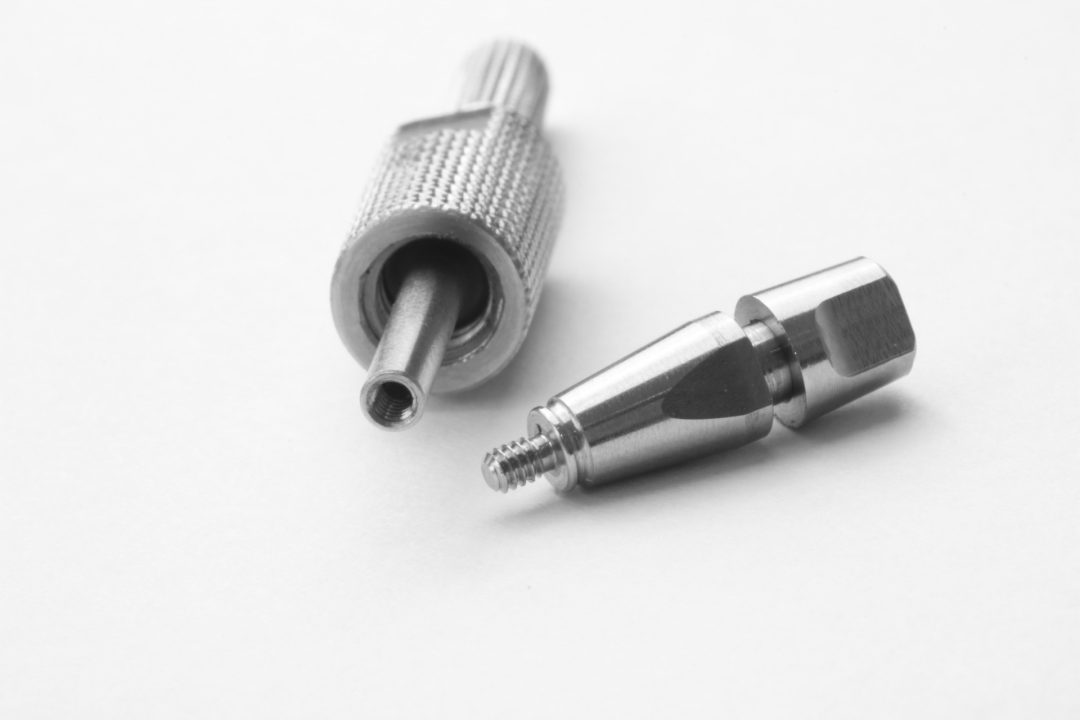 Fig. 13 - Utilize o montador de análogos digitais para estabilizar o análogo no nicho do modelo de trabalho