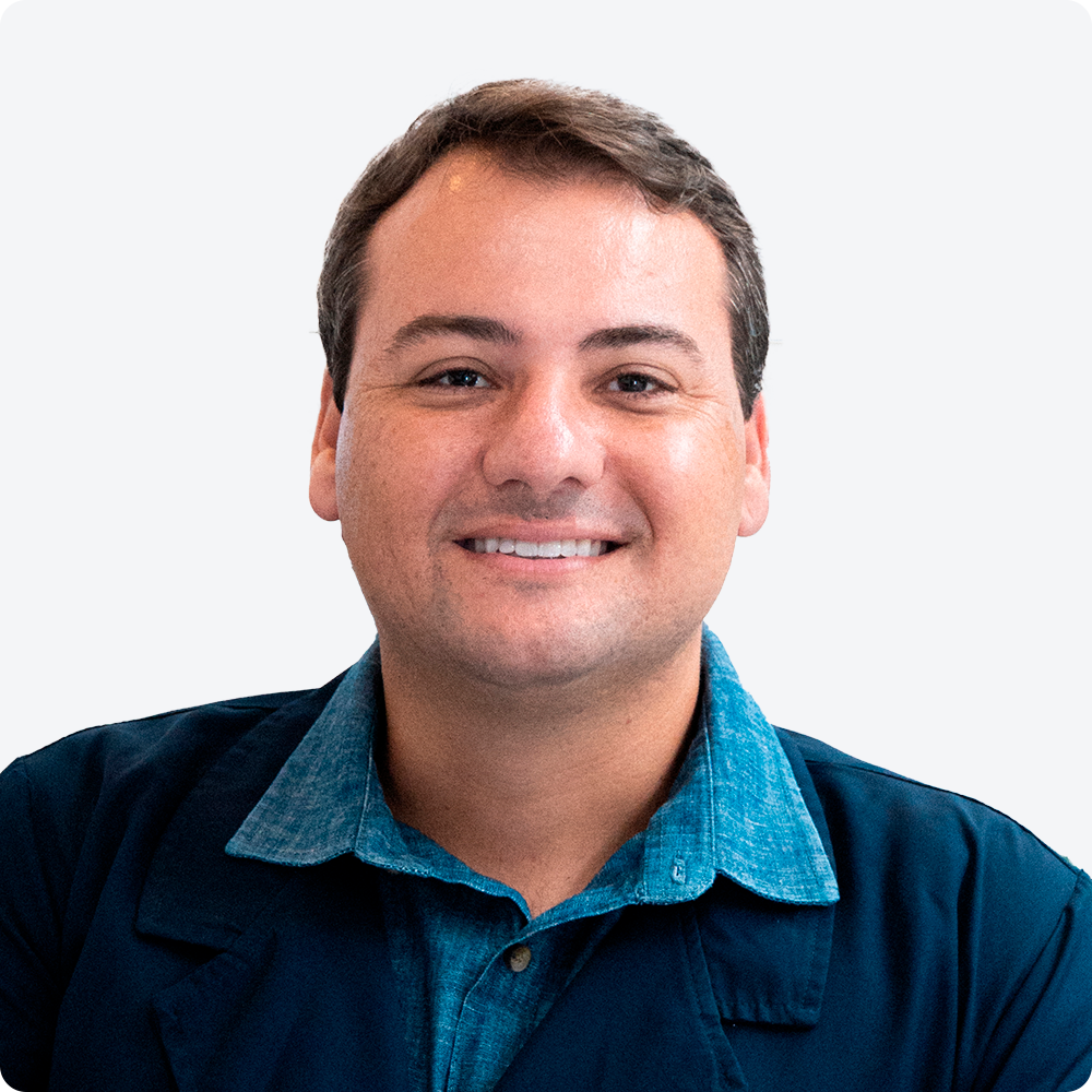 Rogerio Braganca - Lojas FGM Implantes