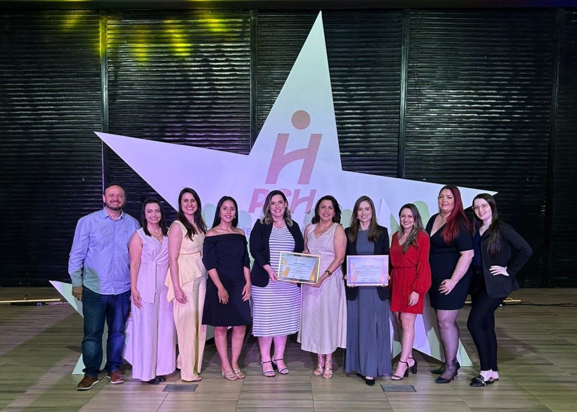 Foto Premiacao PSH 2025 1 - FGM Dental Group é reconhecida no Prêmio Ser Humano da ABRH/SC Foto Premiacao PSH 2025 1 - FGM Dental Group é reconhecida no Prêmio Ser Humano da ABRH/SC