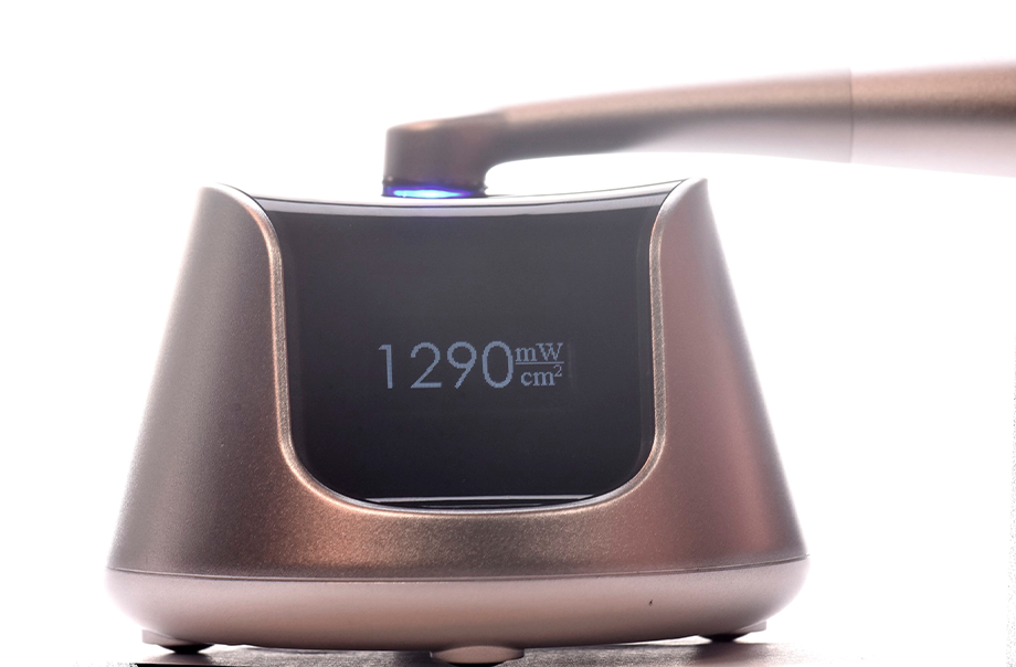 Figura 12: Radiômetro integrado à base de carregamento da fonte de luz Quazar.